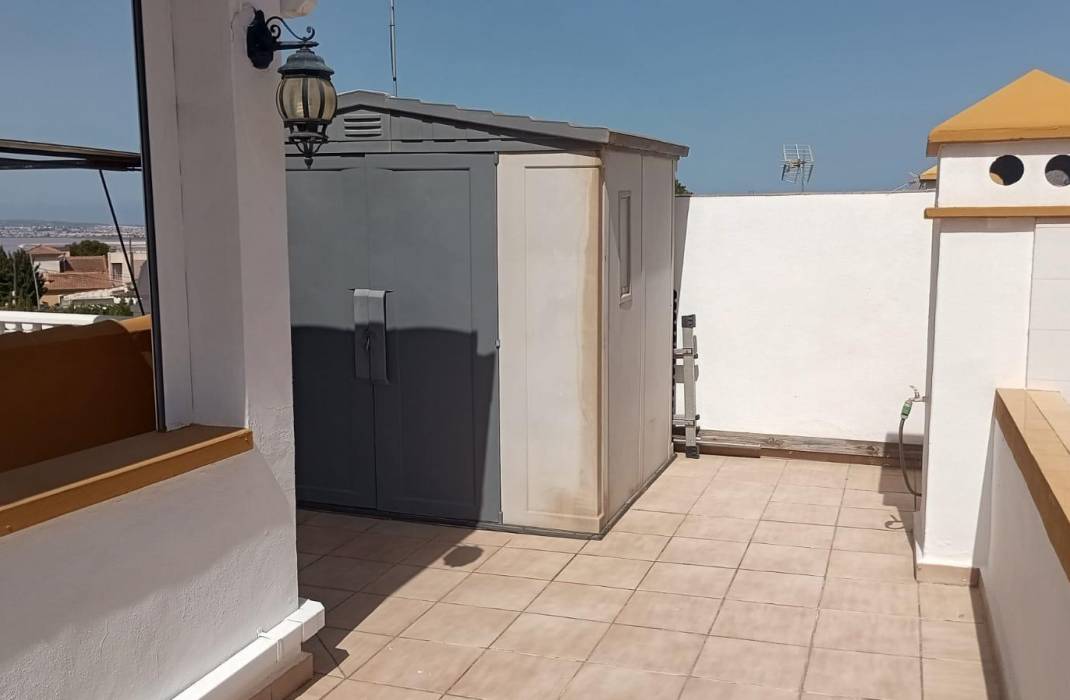 Resale - Bungalow - Torrevieja - Los altos