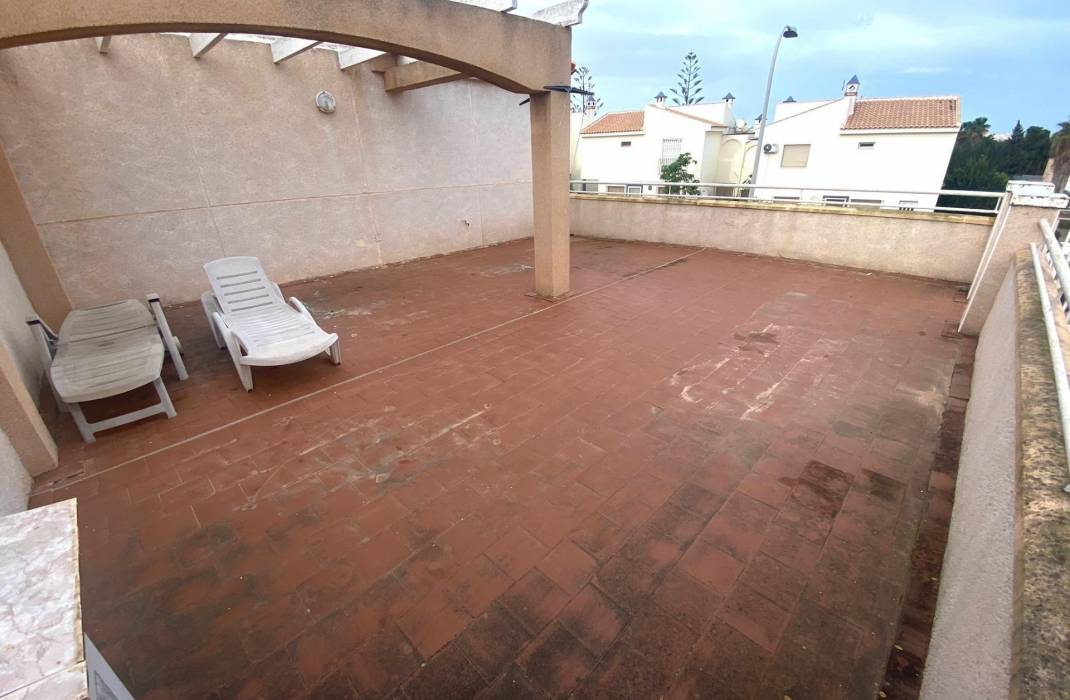 Resale - Bungalow - Torrevieja - Los altos