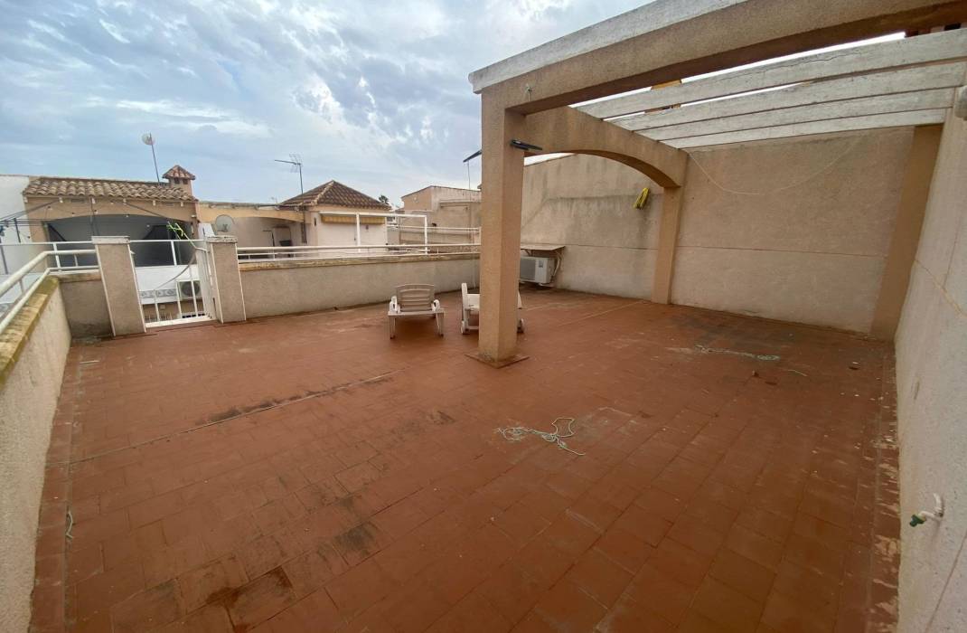 Resale - Bungalow - Torrevieja - Los altos