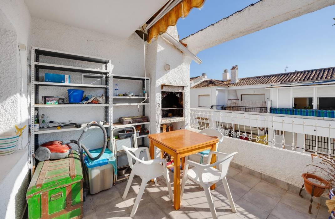 Resale - Bungalow - Torrevieja - Playa de los Naufragos