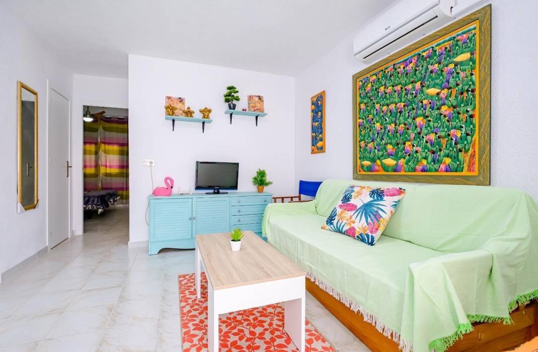 Resale - Bungalow - Torrevieja - Playa de los Naufragos