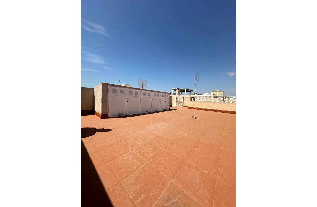 Resale - Bungalow - Torrevieja - Sector 25