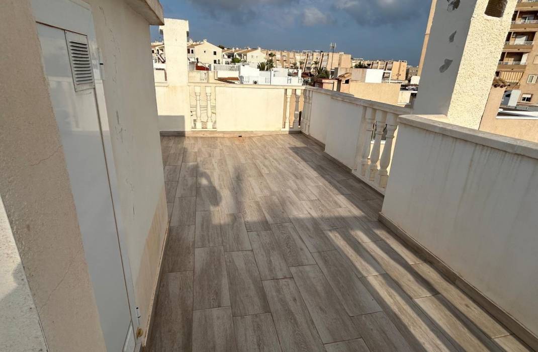 Resale - Bungalow - Torrevieja - Torreblanca