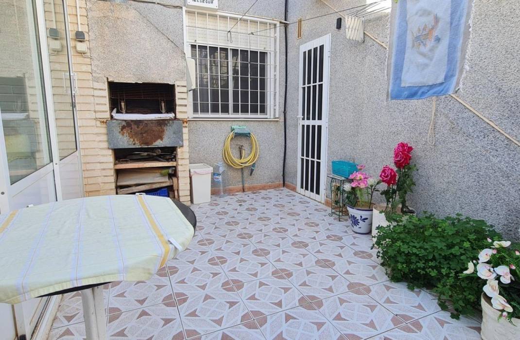 Resale - Bungalow - Torrevieja - Torreblanca