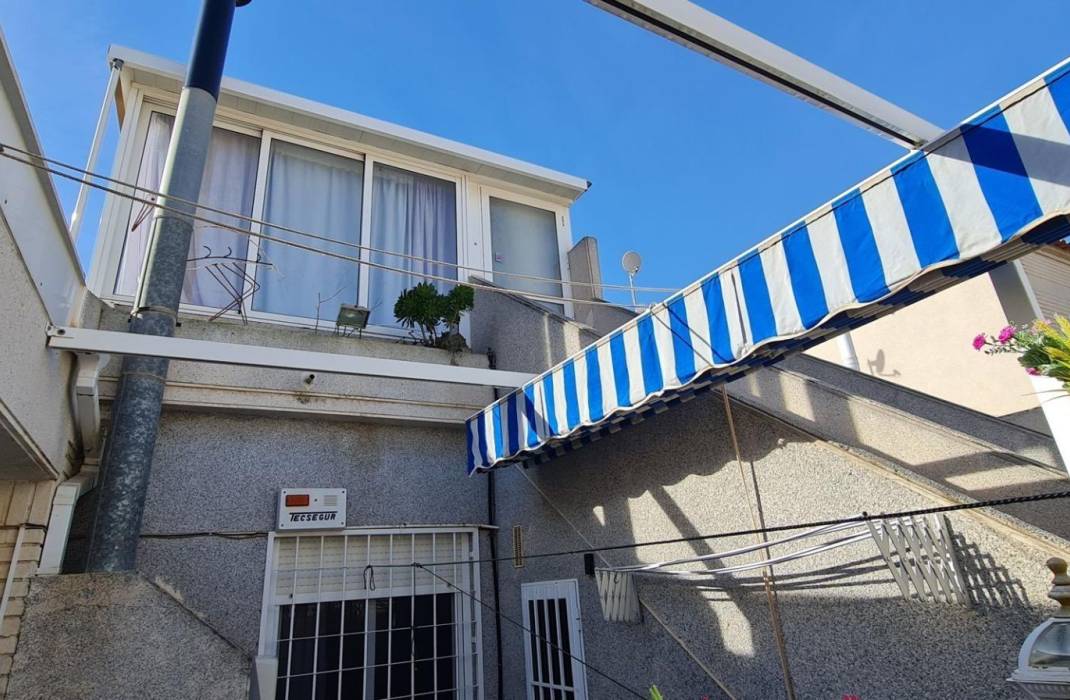 Resale - Bungalow - Torrevieja - Torreblanca