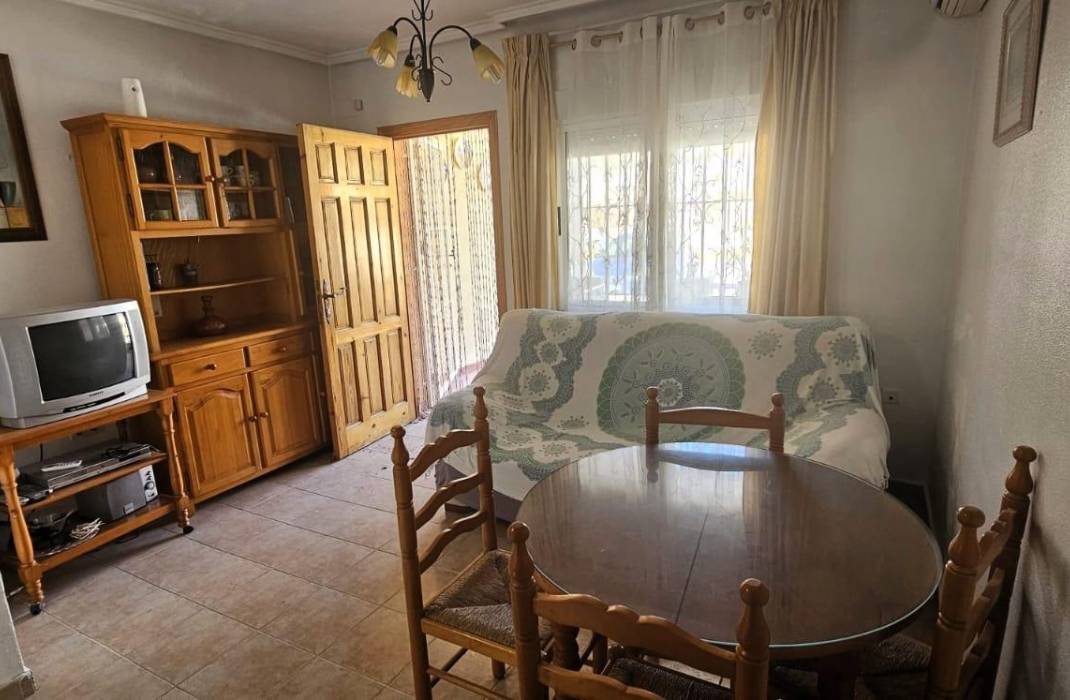 Resale - Bungalow - Torrevieja - Torreblanca