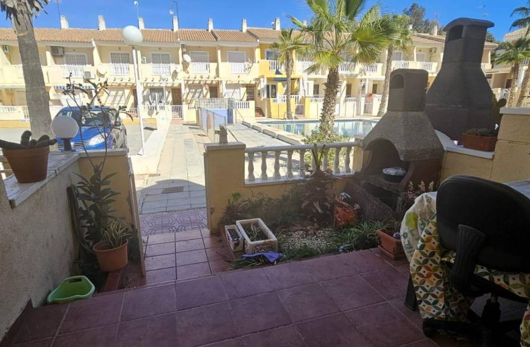 Resale - Bungalow - Torrevieja - Torreblanca