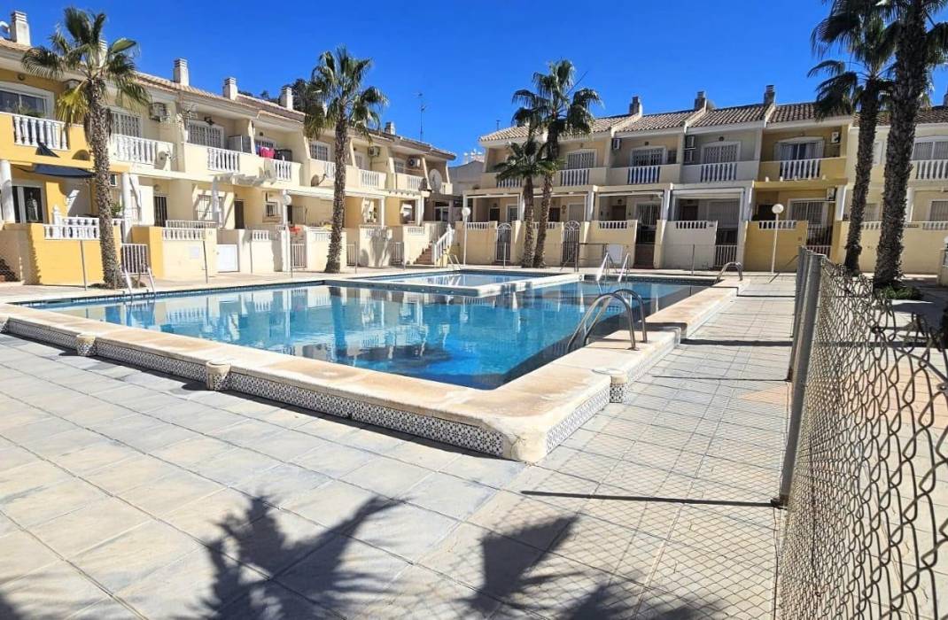 Resale - Bungalow - Torrevieja - Torreblanca