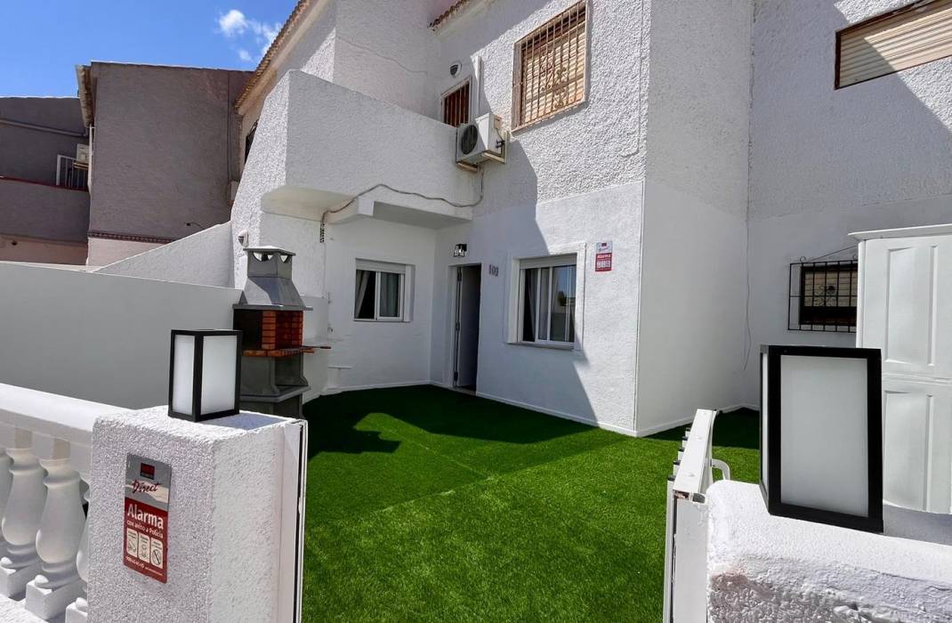 Resale - Bungalow - Torrevieja - Torretas