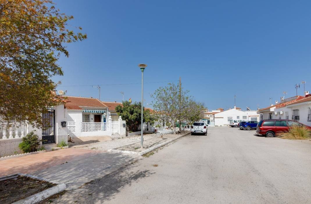 Resale - Bungalow - Torrevieja - Torretas