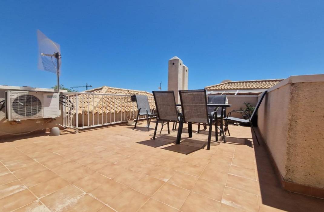 Resale - Bungalow - Torrevieja
