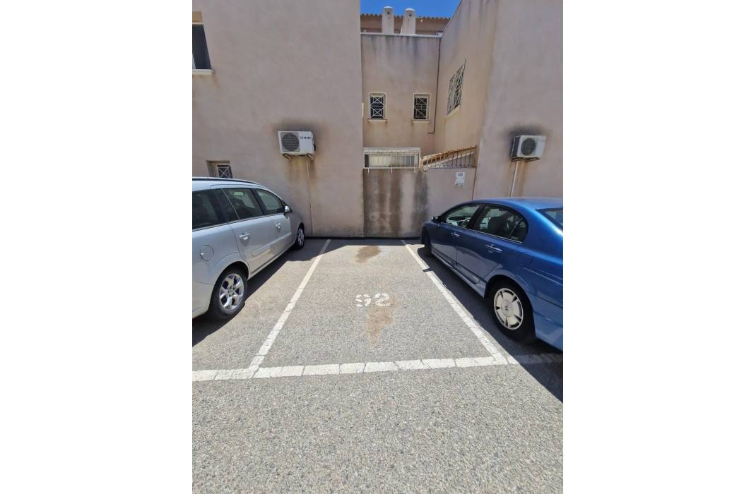 Resale - Bungalow - Torrevieja