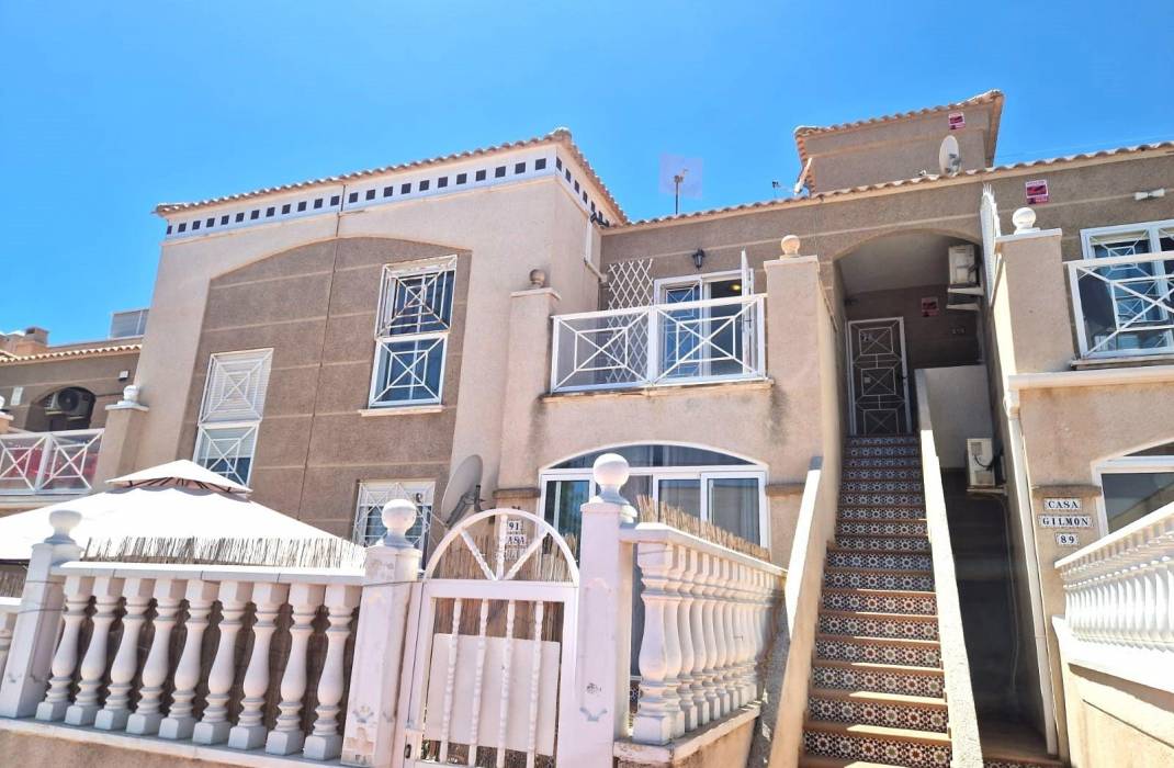 Resale - Bungalow - Torrevieja
