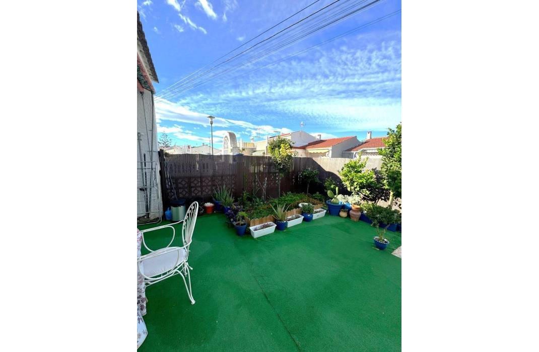 Resale - Bungalow - Torrevieja