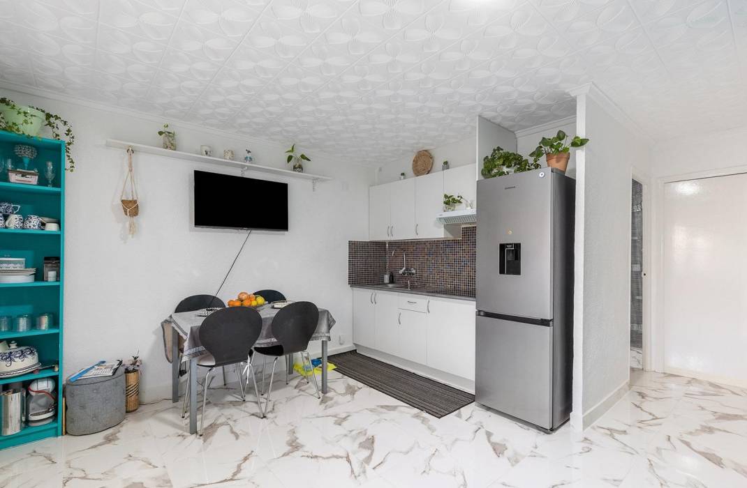 Resale - Bungalow - Torrevieja