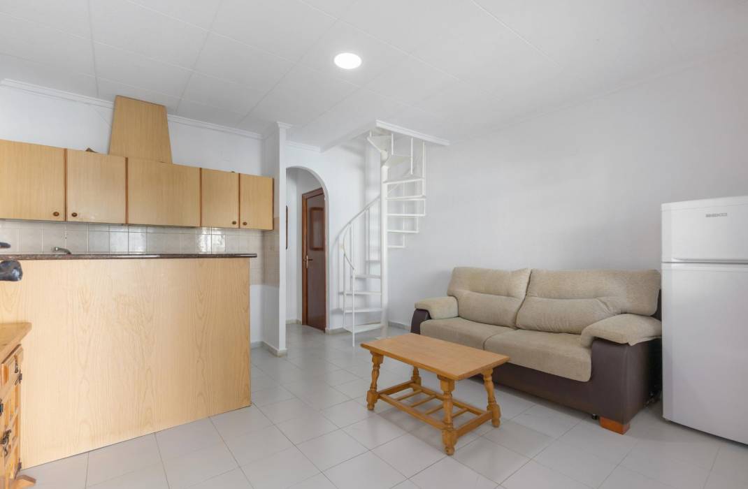 Resale - Bungalow - Torrevieja