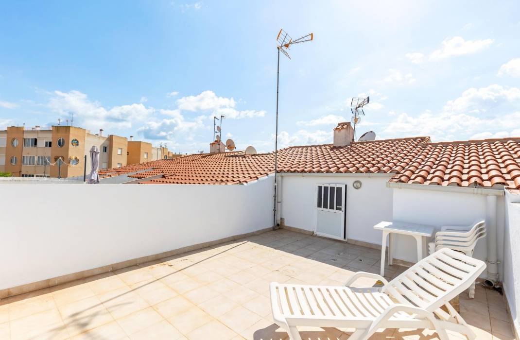 Resale - Bungalow - Torrevieja