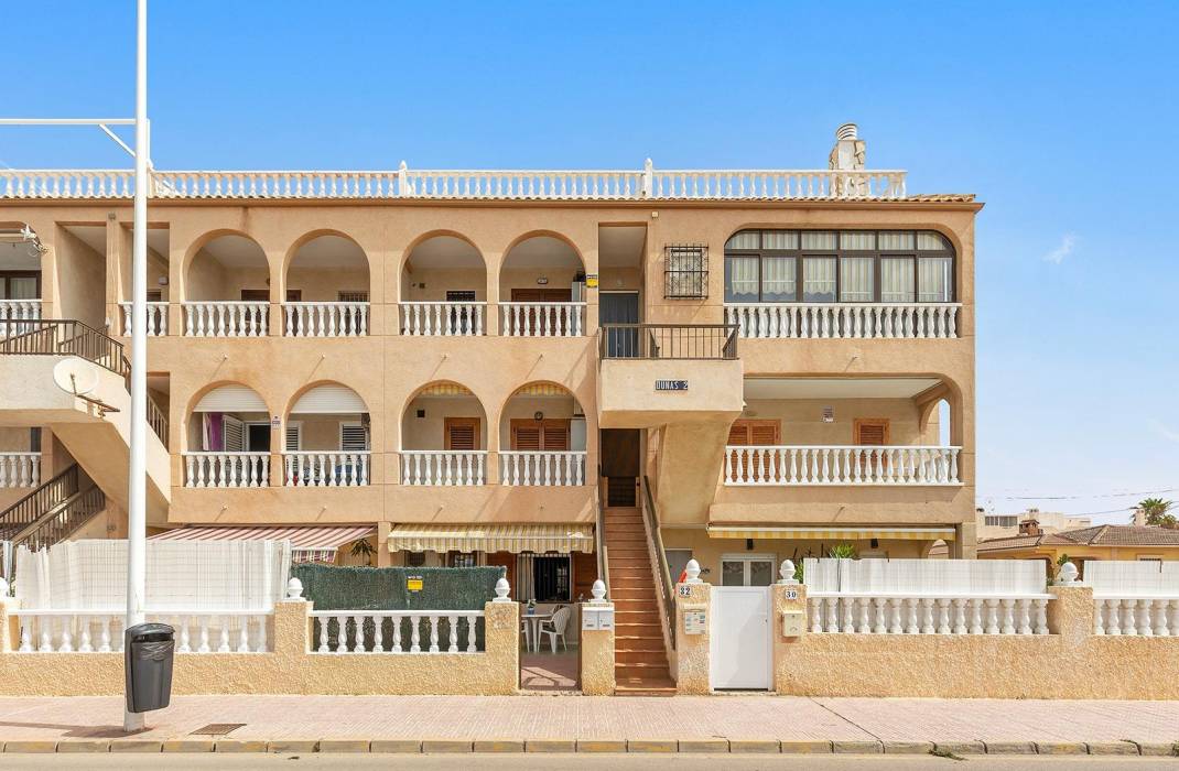 Resale - Bungalow - Torrevieja