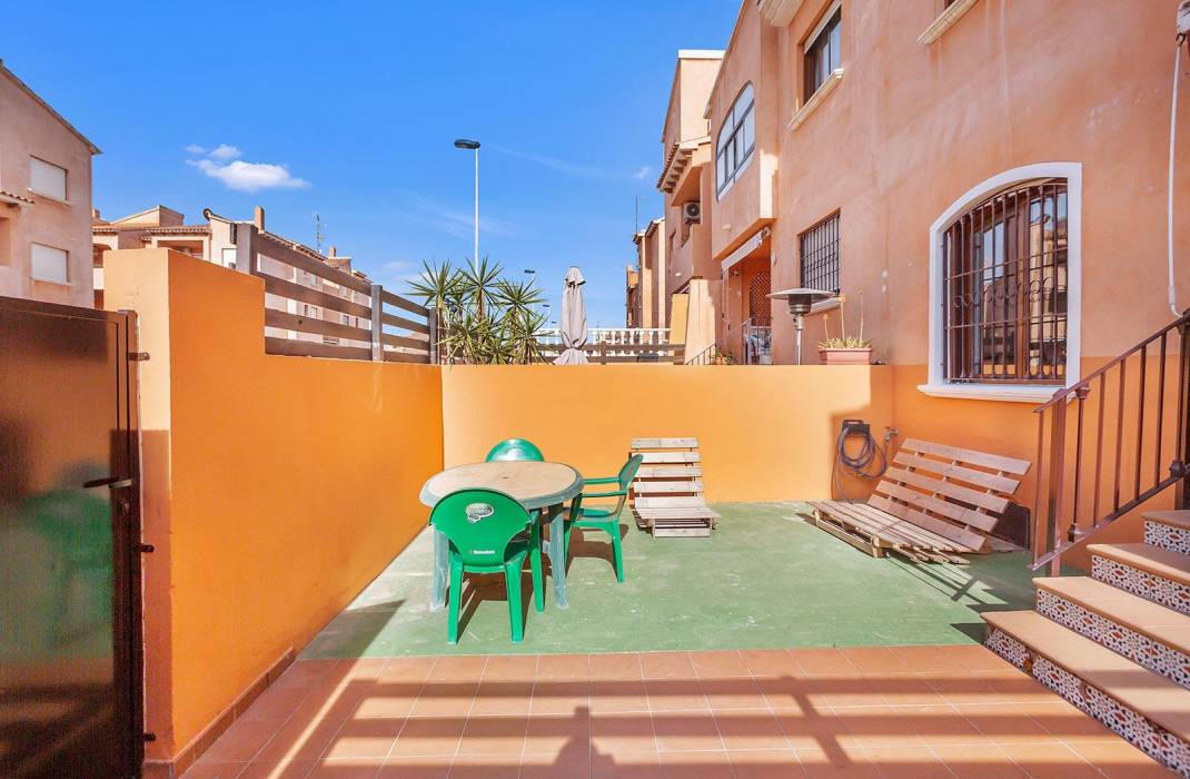 Resale - Bungalow - Torrevieja