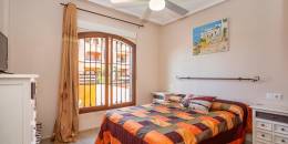Resale - Bungalow - Torrevieja