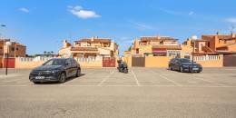Resale - Bungalow - Torrevieja