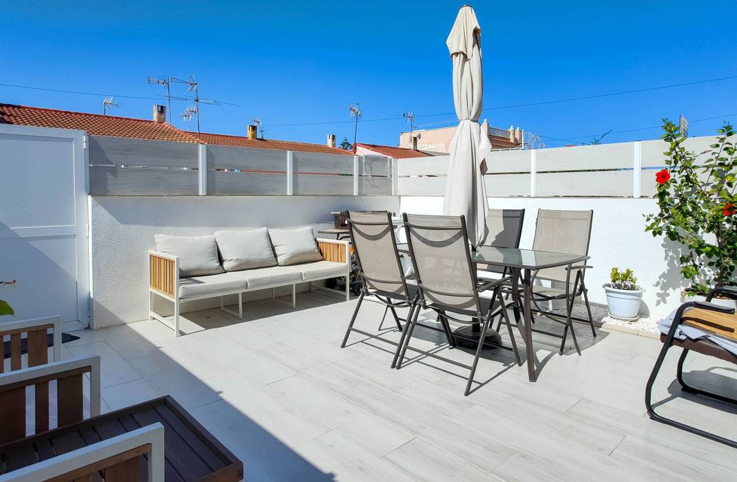 Resale - Bungalow - Torrevieja