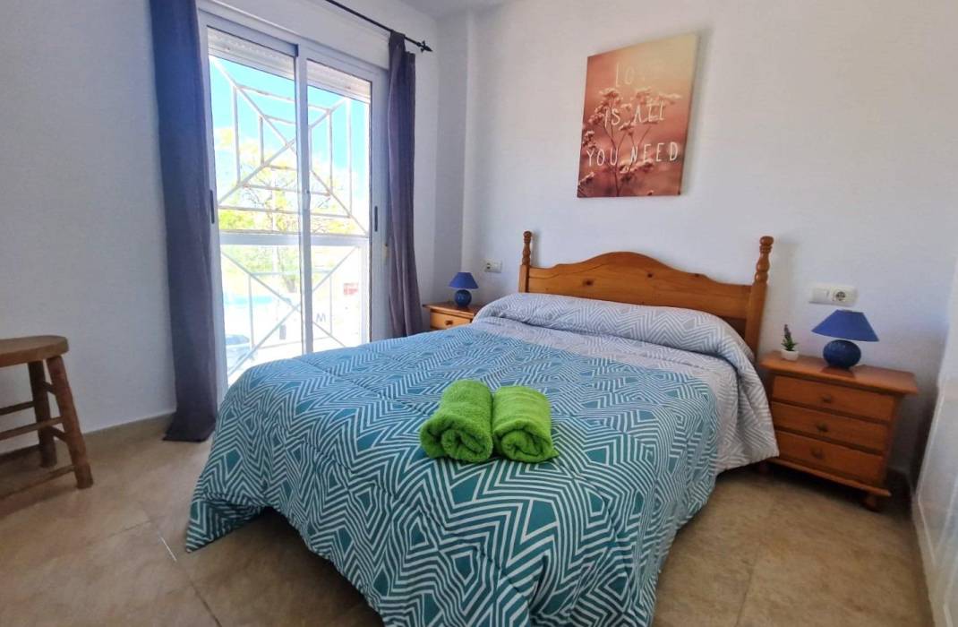 Resale - Bungalow - Torrevieja