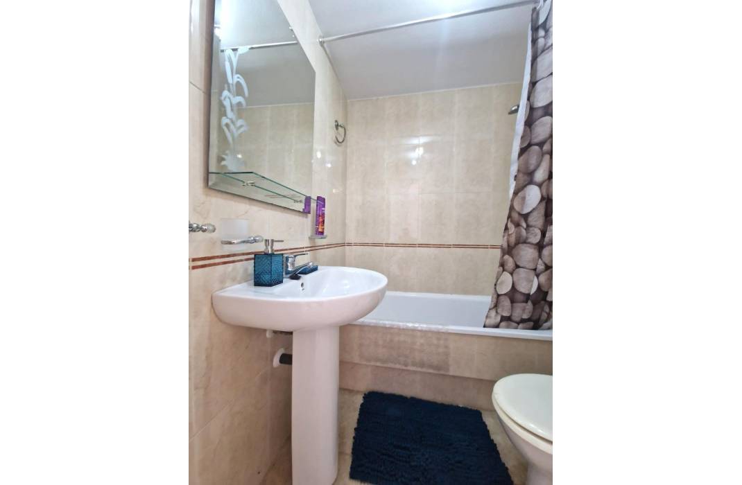 Resale - Bungalow - Torrevieja