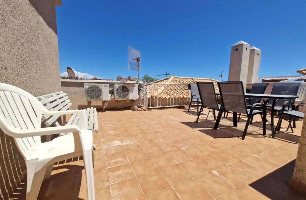 Resale - Bungalow - Torrevieja