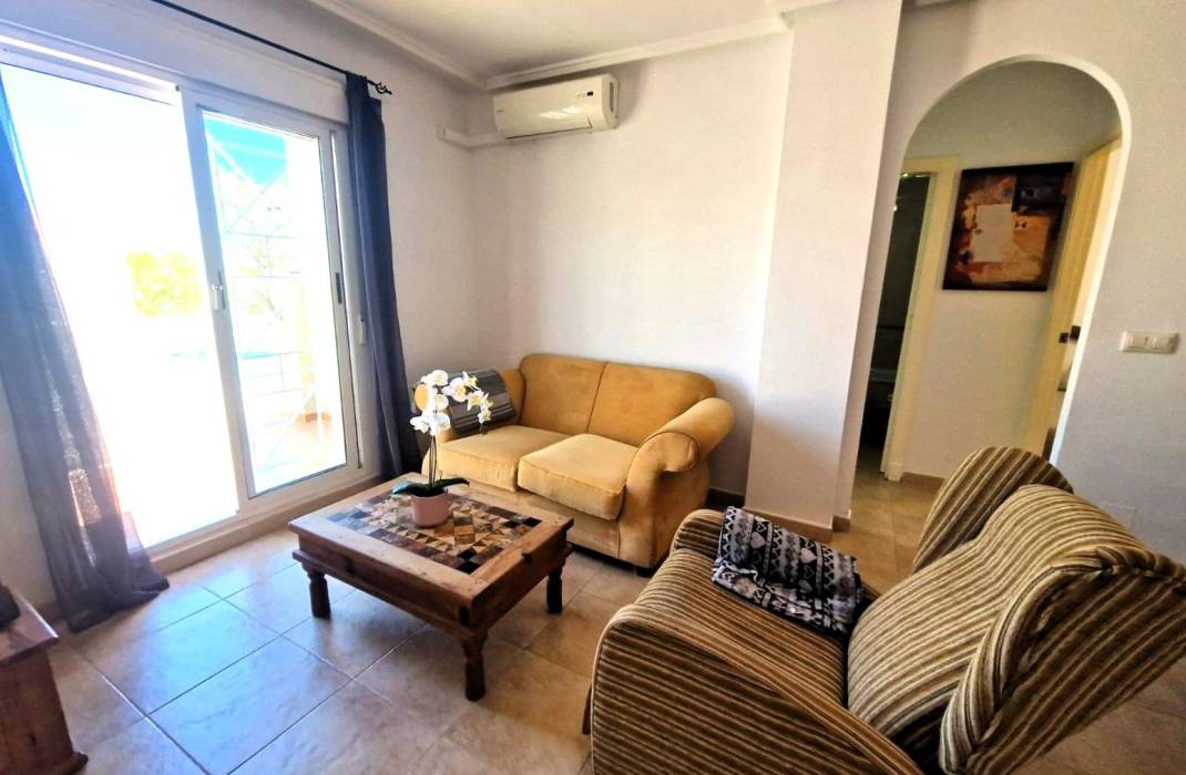 Resale - Bungalow - Torrevieja
