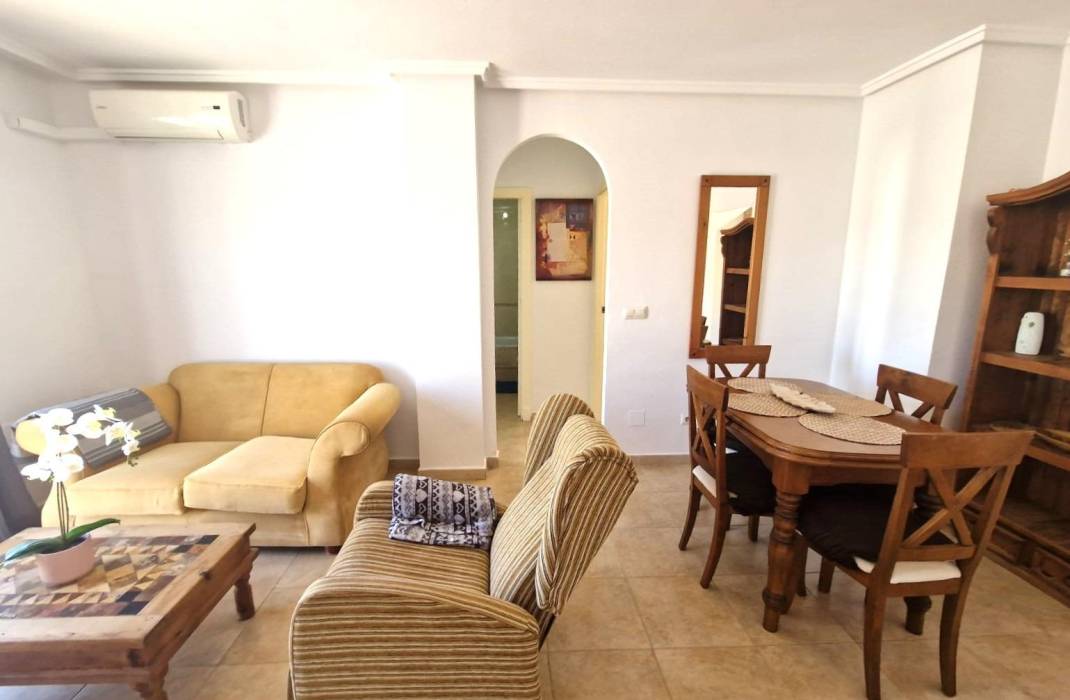 Resale - Bungalow - Torrevieja