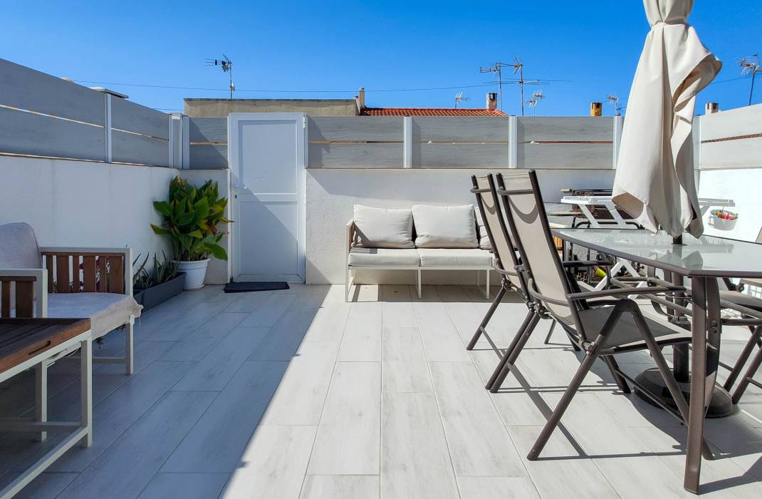 Resale - Bungalow - Torrevieja