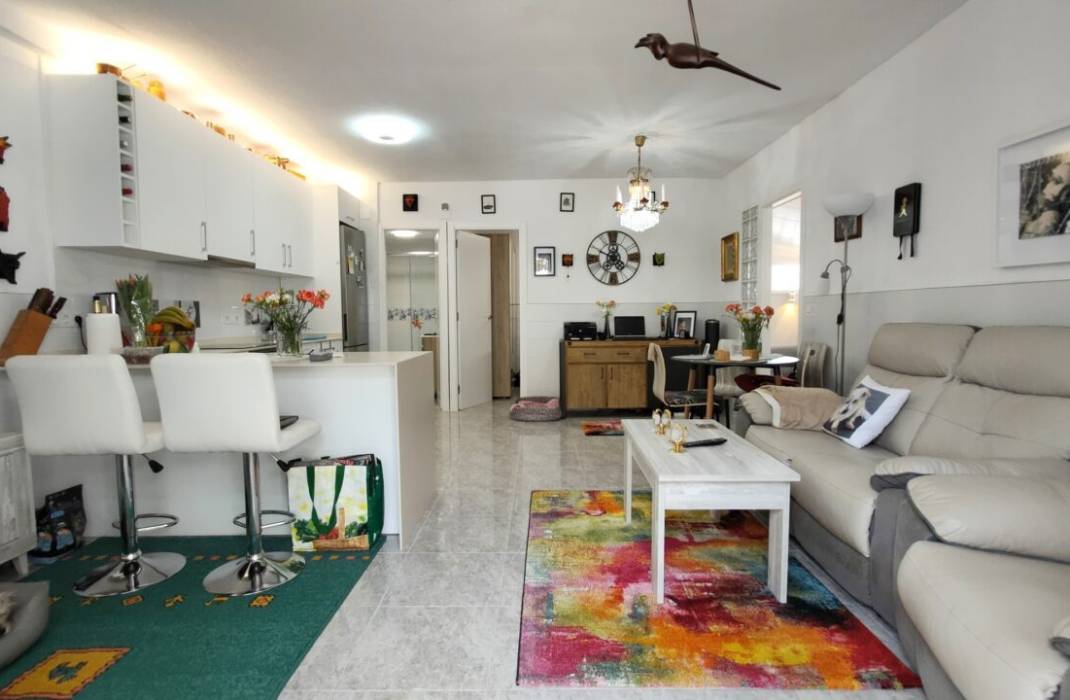 Resale - Bungalow - Torrevieja