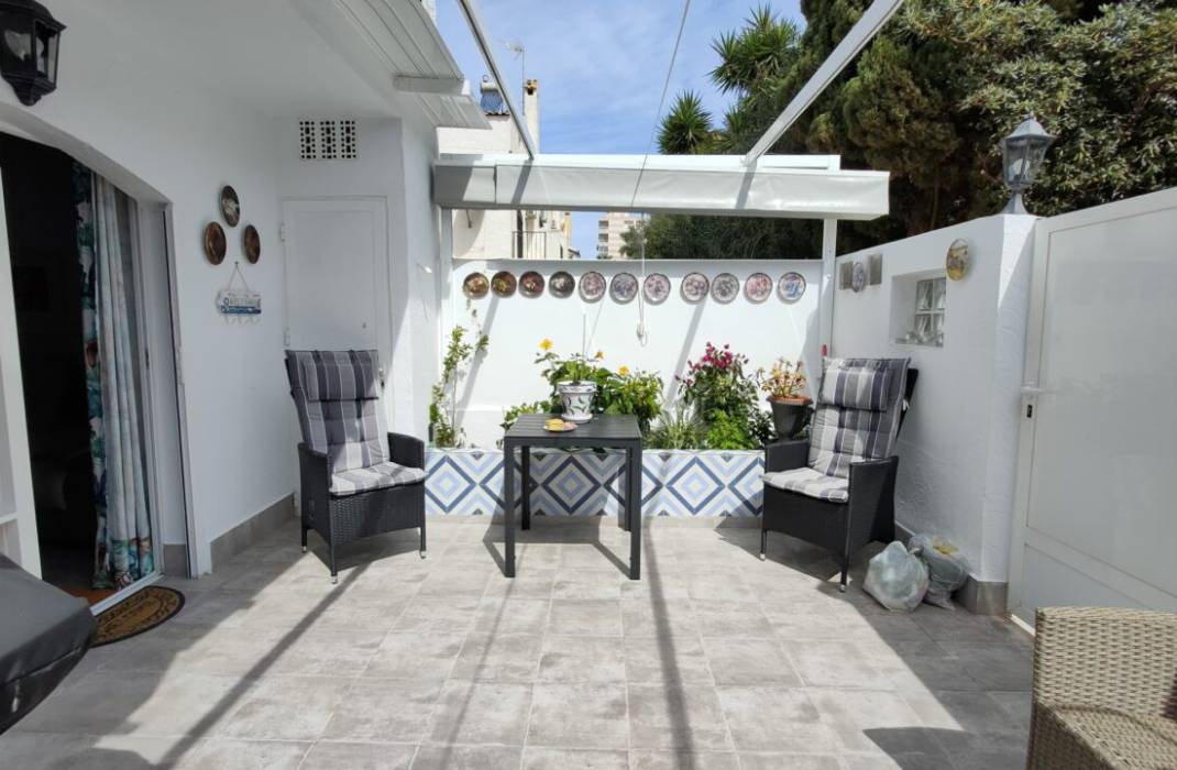 Resale - Bungalow - Torrevieja