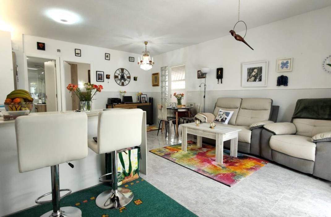 Resale - Bungalow - Torrevieja