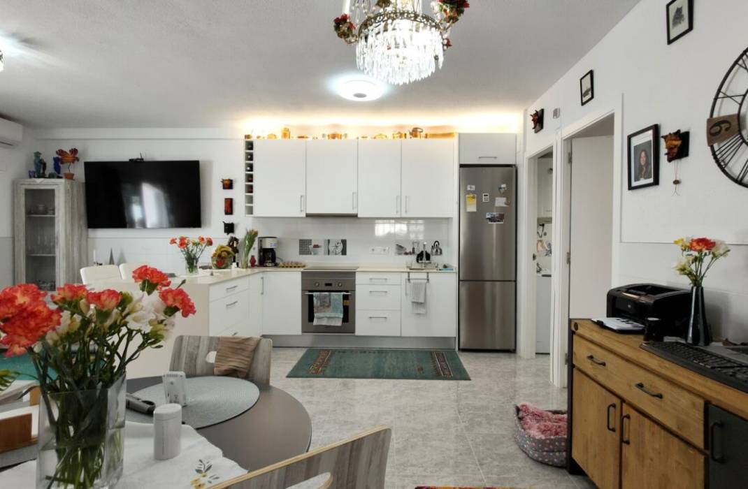 Resale - Bungalow - Torrevieja