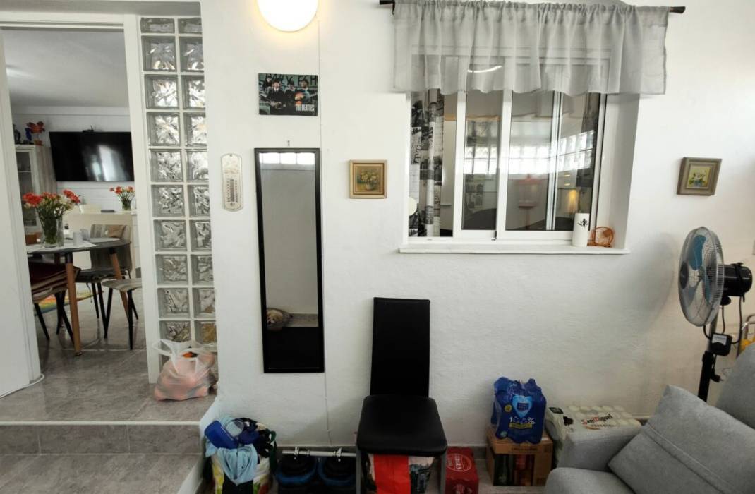 Resale - Bungalow - Torrevieja