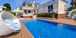 Resale - Chalet - Torrevieja - La Mata