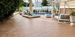 Resale - Chalet - Torrevieja - La Mata