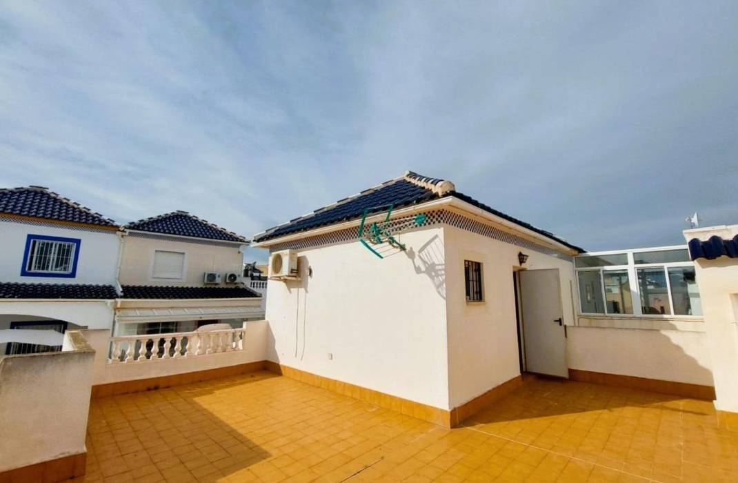 Resale - Chalet - Torrevieja - La siesta