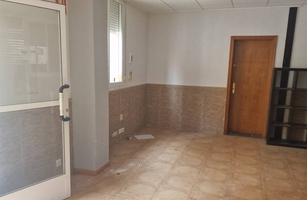 Resale - commercial - Orihuela - Adolfo Calavarana