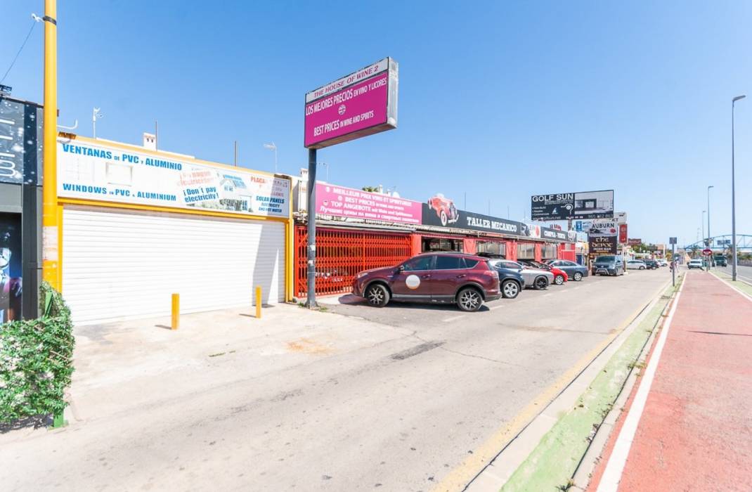 Resale - commercial - Orihuela Costa