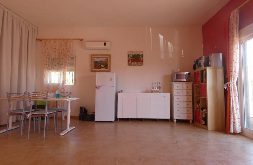 Resale - Country Property - Rafal