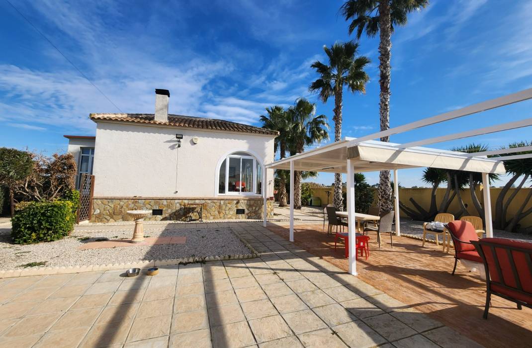 Resale - Country Villa - Catral