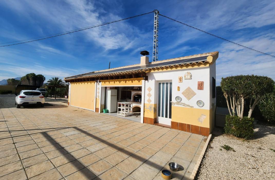 Resale - Country Villa - Catral