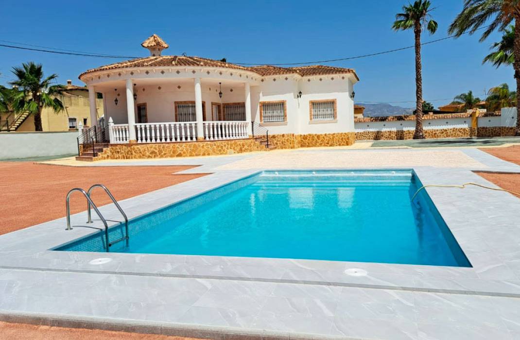 Resale - Country Villa - Catral