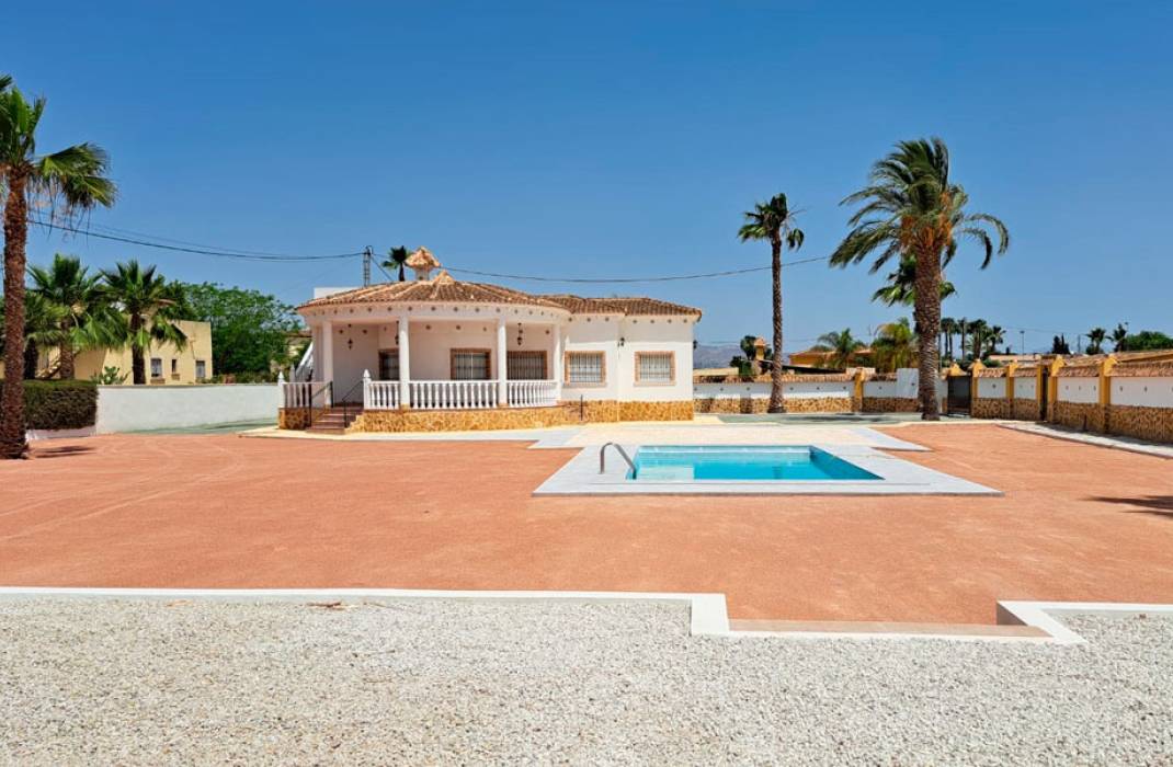 Resale - Country Villa - Catral
