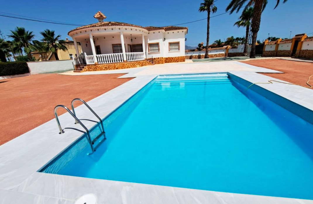 Resale - Country Villa - Catral