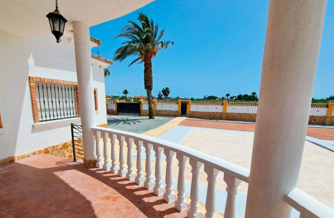 Resale - Country Villa - Catral
