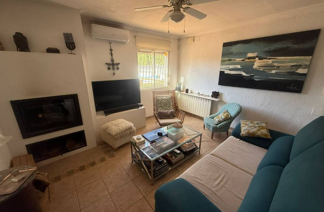 Resale - Country Villa - Crevillente